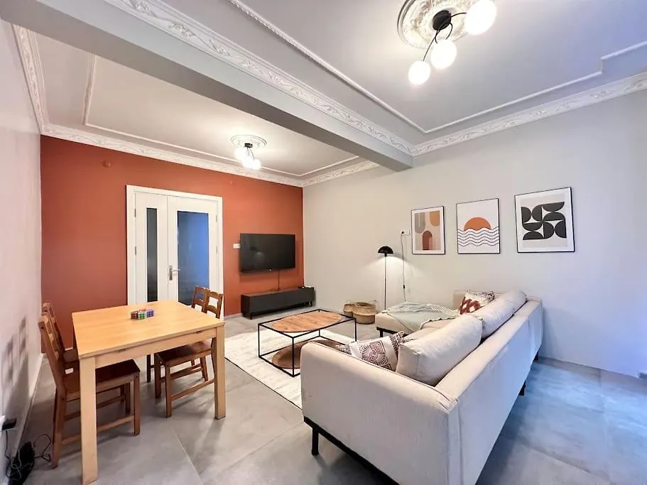 New Flat,3Br,Ac, 200 Mt To Taksim Apartment Istanbul